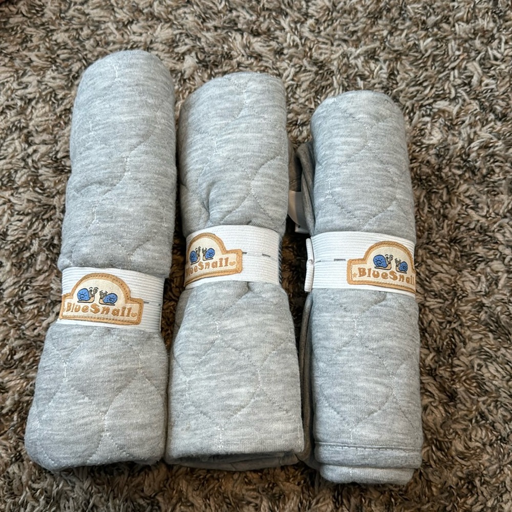 Swaddles